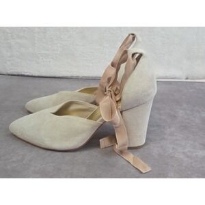Forever Soles Women's Size 8.5 Pumps Cream Suede